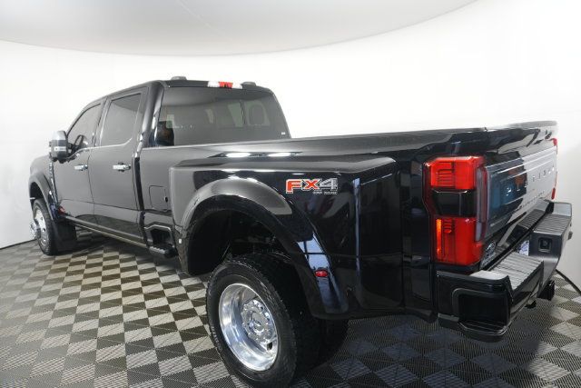 Used 2024 Ford F450 Platinum w/ FX4 Off-Road Package AWD/4WD image 5