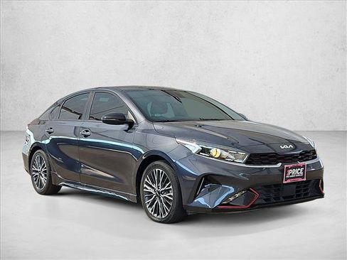 Used 2024 Kia Forte GT-Line FWD image 3
