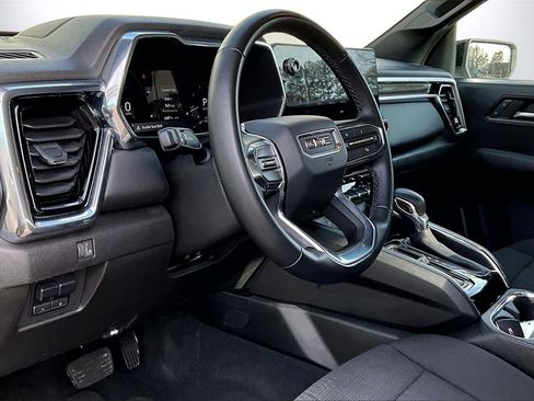 Used 2024 GMC Canyon Elevation w/ Trailering Package image 18