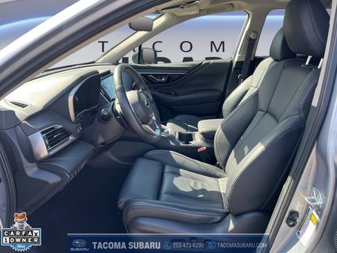 Used 2025 Subaru Outback Limited AWD/4WD image 10
