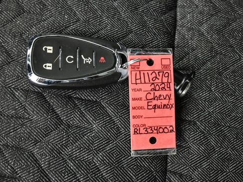 Used 2024 Chevrolet Equinox LT image 37