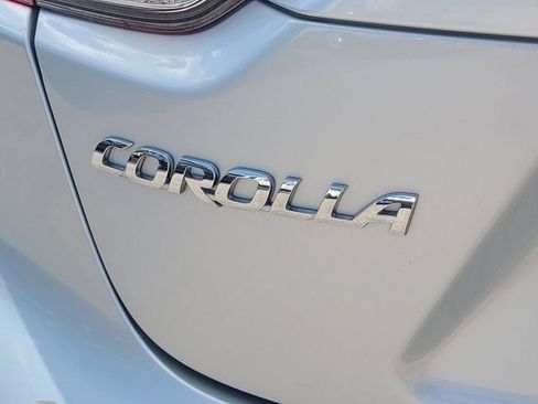 Used 2024 Toyota Corolla LE FWD image 9