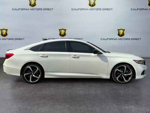 Used 2022 Honda Accord Sport image 4