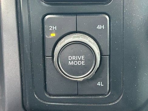 Used 2025 Ford F150 XLT w/ Equipment Group 301A Standard image 17