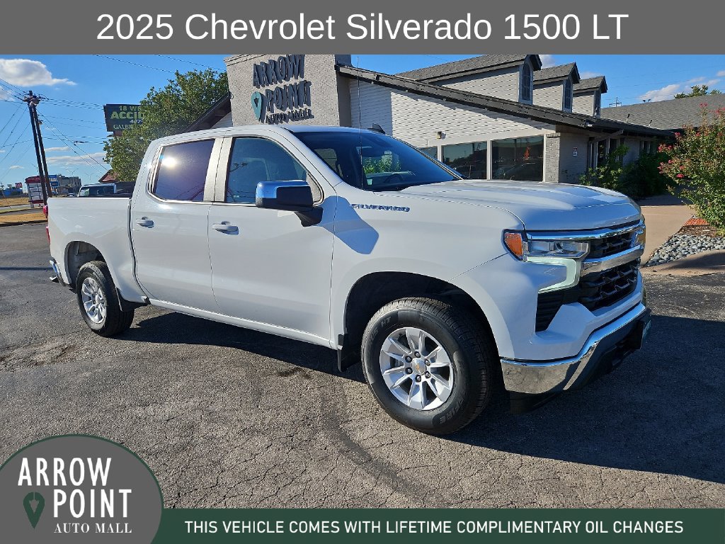 Used 2025 Chevrolet Silverado 1500 LT RWD image 1