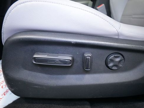 Used 2019 Honda CR-V EX-L image 14