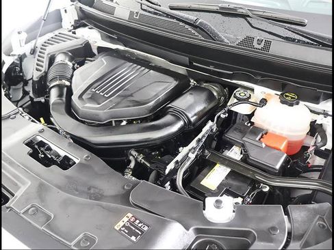 Used 2024 GMC Acadia Denali AWD/4WD image 12