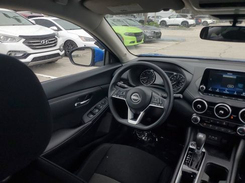 Certified 2025 Nissan Sentra SV FWD image 20