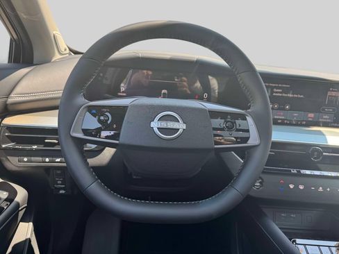 Used 2025 Nissan Murano SL w/ Cargo Package AWD/4WD image 13