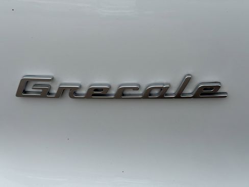 Certified 2024 Maserati Grecale GT image 11