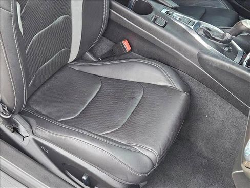 Used 2019 Chevrolet Camaro LT image 21