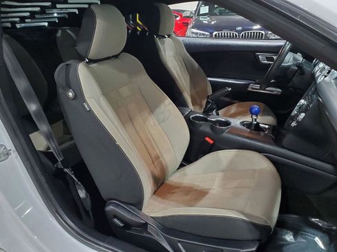 Used 2018 Ford Mustang GT image 15