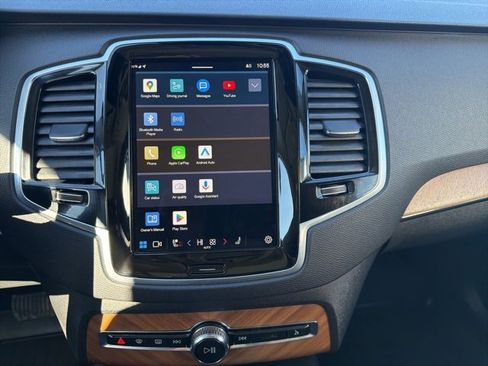 Used 2025 Volvo XC90 T8 Plus w/ Protection Package Premier image 39