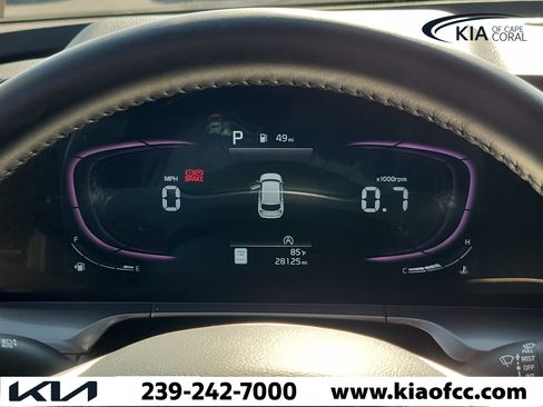 Certified 2025 Kia Telluride LX FWD image 25
