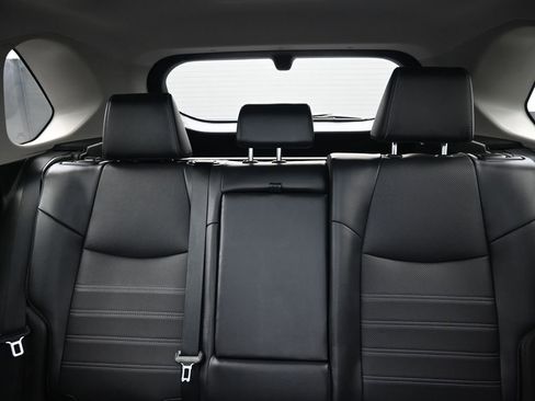 Used 2022 Toyota RAV4 Limited image 26