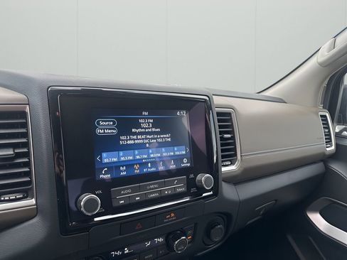 Used 2022 Nissan Frontier SV image 35