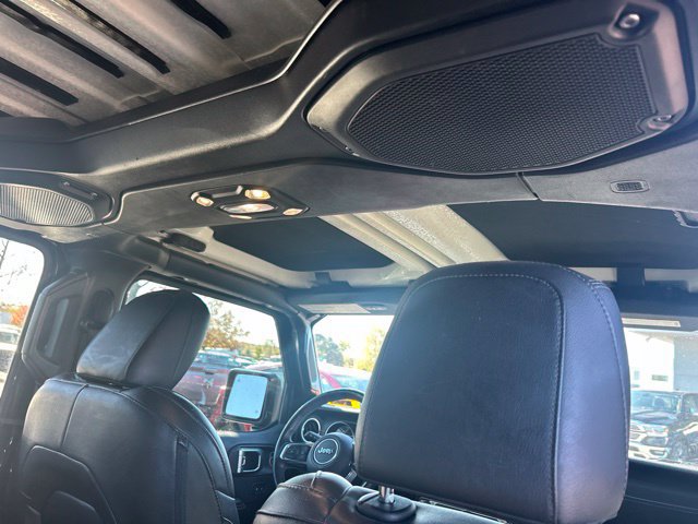 Used 2019 Jeep Wrangler Unlimited Sahara w/ Quick Order Package 24M Moab AWD/4WD image 10