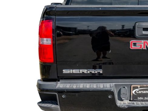 Used 2017 GMC Sierra 2500 SLT w/ All Terrain HD Package AWD/4WD image 52