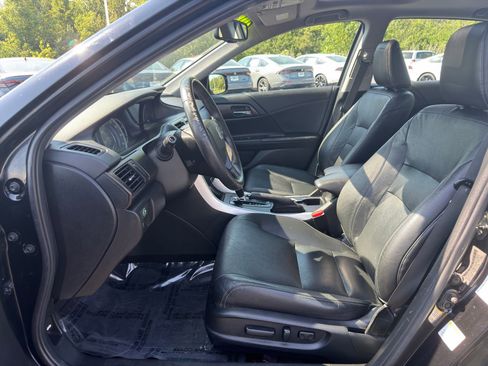 Used 2015 Honda Accord EX-L image 10