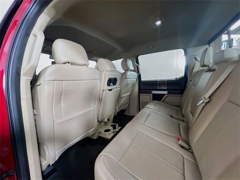 Used 2019 Ford F150 Lariat image 24