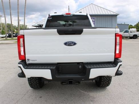 Used 2025 Ford F250 XLT w/ FX4 Off-Road Package AWD/4WD image 9