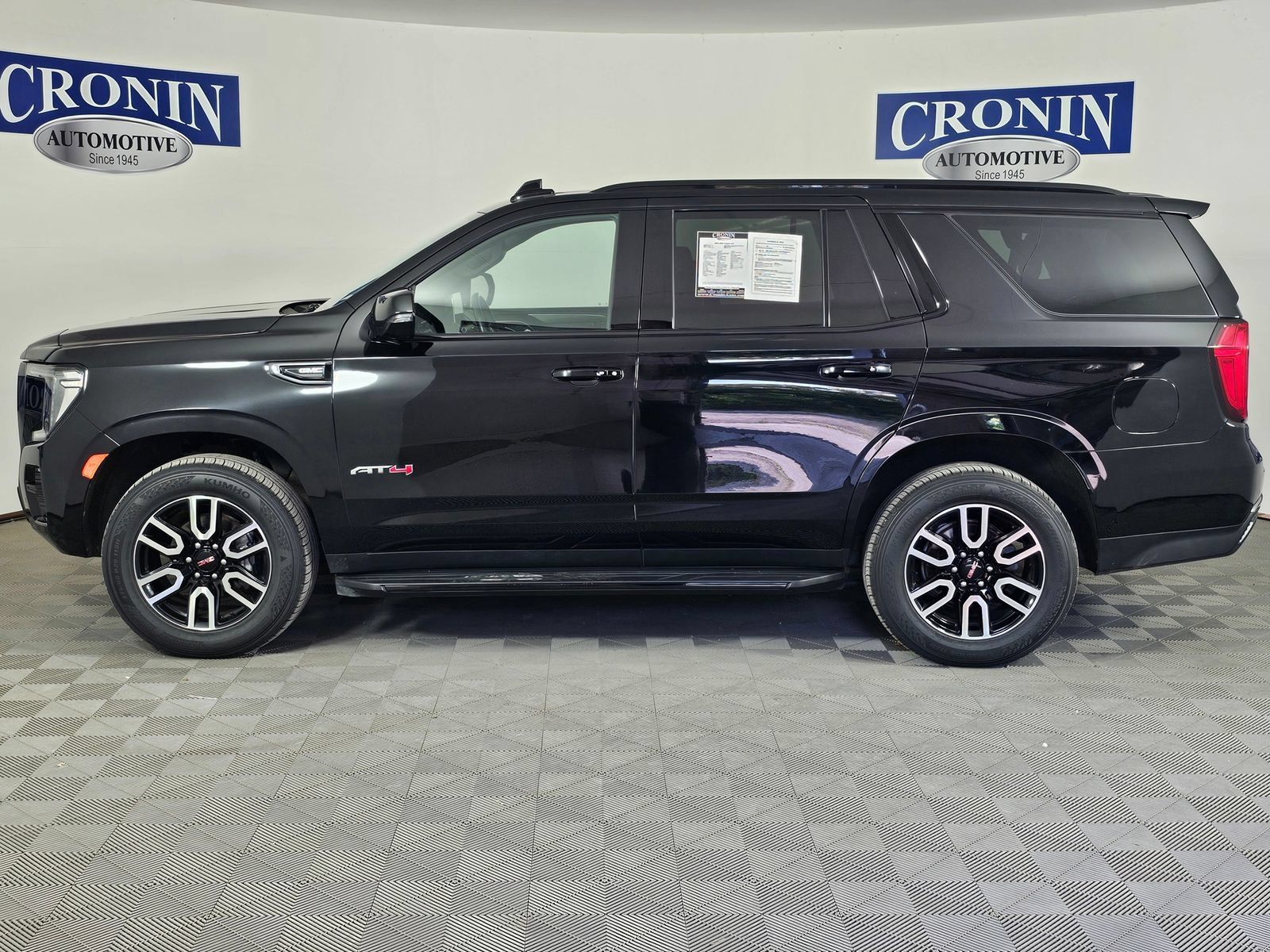 Used 2021 GMC Yukon AT4 w/ Rear Media and Nav Package AWD/4WD image 35