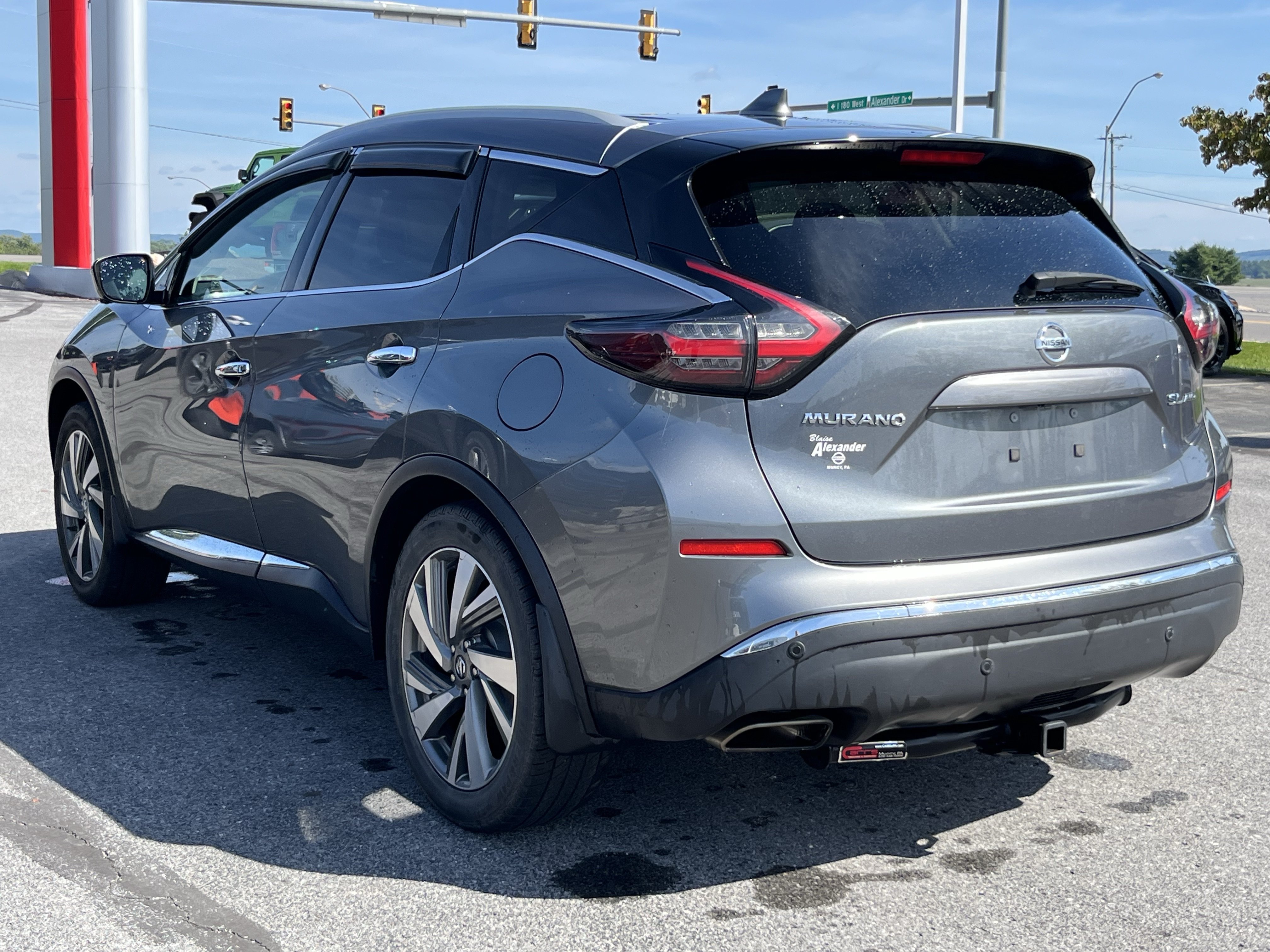 Used 2020 Nissan Murano SL w/ Moonroof Package AWD/4WD image 10