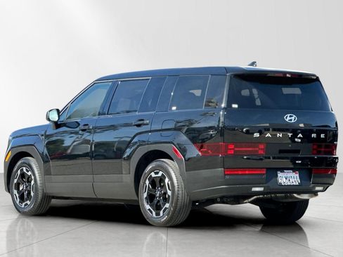 Used 2024 Hyundai Santa Fe SE image 5