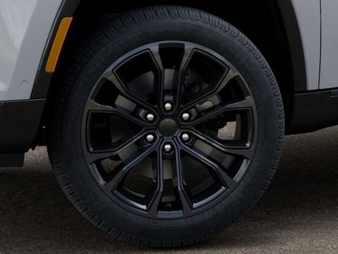 New 2026 Jeep Grand Wagoneer Summit w/ Rear Seat Video Group I image 8