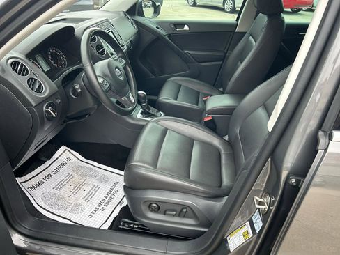 Used 2016 Volkswagen Tiguan SE image 9