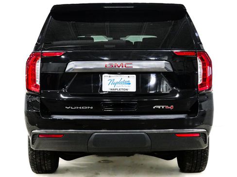 Used 2021 GMC Yukon AT4 w/ Technology Package image 8