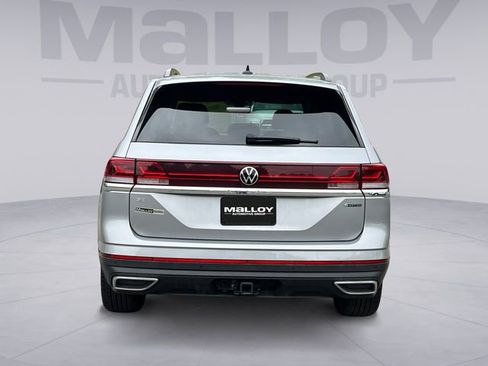 Used 2026 Volkswagen Atlas SE AWD/4WD image 4