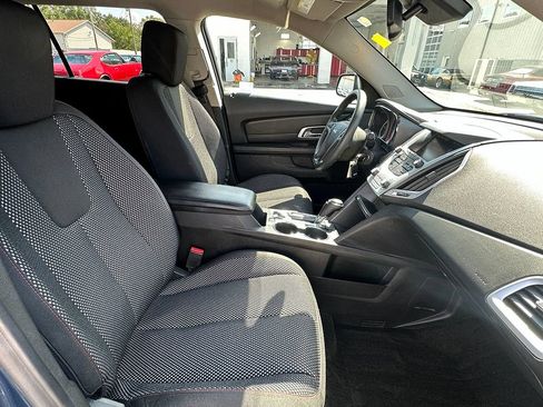 Used 2017 GMC Terrain SLE AWD/4WD image 24