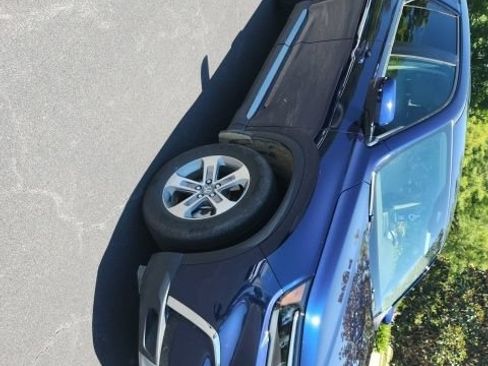 Used 2025 Honda Pilot EX-L image 5