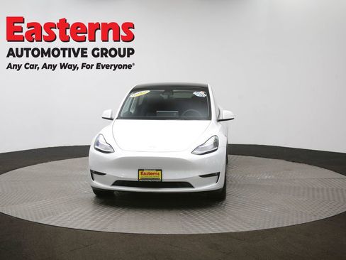 Used 2021 Tesla Model Y Long Range image 51