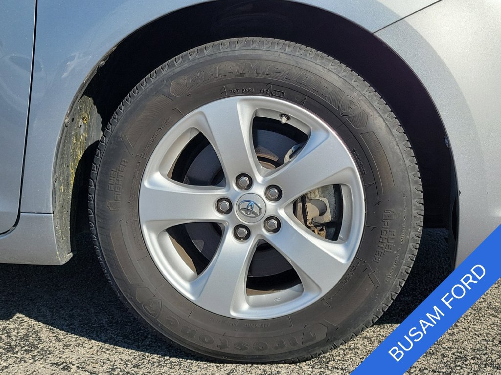 Used 2014 Toyota Sienna LE FWD image 5