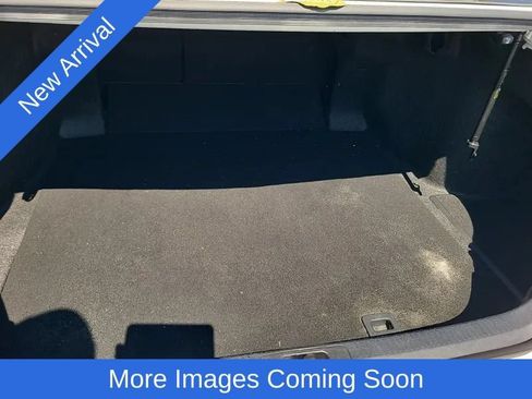 Used 2025 Toyota Camry SE FWD image 14