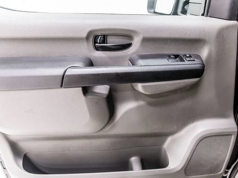 Used 2020 Nissan NV 3500 SL RWD image 22