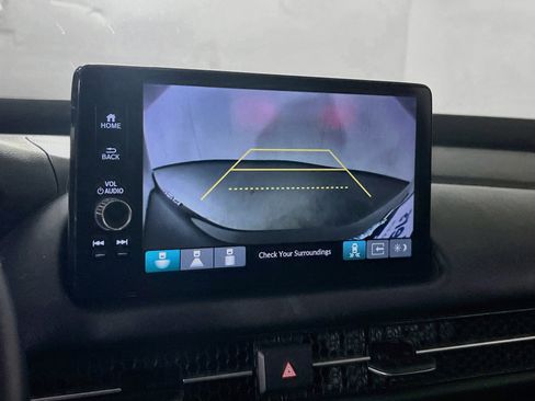 Used 2023 Honda HR-V EX-L image 13
