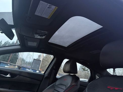 Used 2021 Kia Forte GT image 22