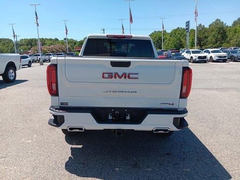 New 2026 GMC Sierra 1500 AT4 w/ AT4 Premium Package AWD/4WD image 4