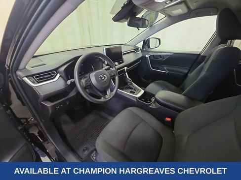 Used 2024 Toyota RAV4 LE AWD/4WD image 13