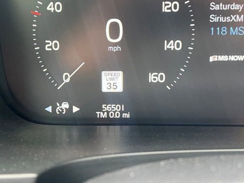 Used 2017 Volvo V90 T6 Cross Country AWD/4WD image 3