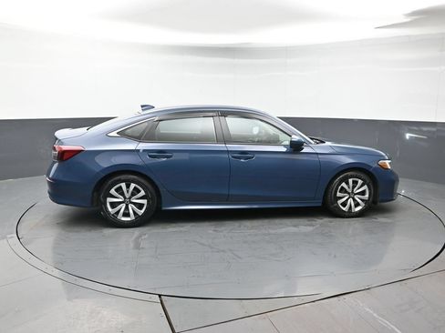 Used 2025 Honda Civic LX image 7