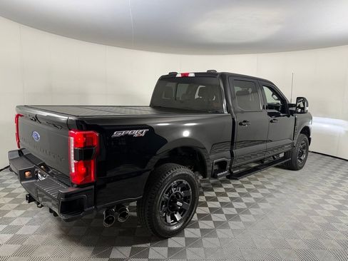 Used 2024 Ford F250 Lariat w/ Lariat Ultimate Package AWD/4WD image 5