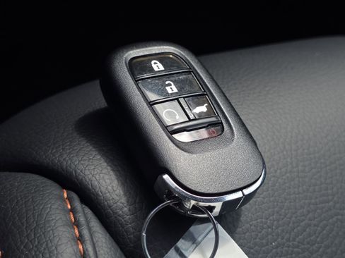 Used 2024 Honda Pilot TrailSport image 31