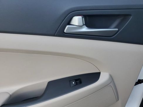 Used 2018 Hyundai Tucson SEL Plus FWD image 11