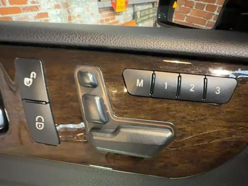 Used 2015 Mercedes-Benz GL 450 4MATIC image 39