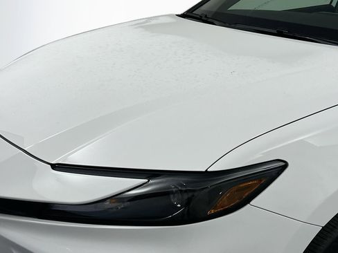 New 2026 Toyota Camry SE image 11