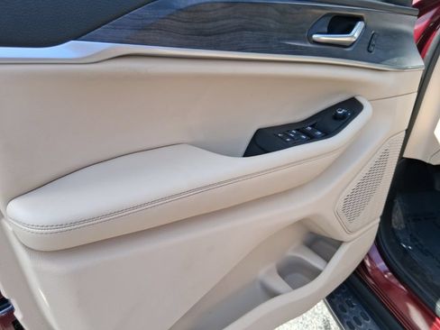 Certified 2023 Jeep Grand Cherokee Limited w/ Luxury Tech Group II AWD/4WD image 28